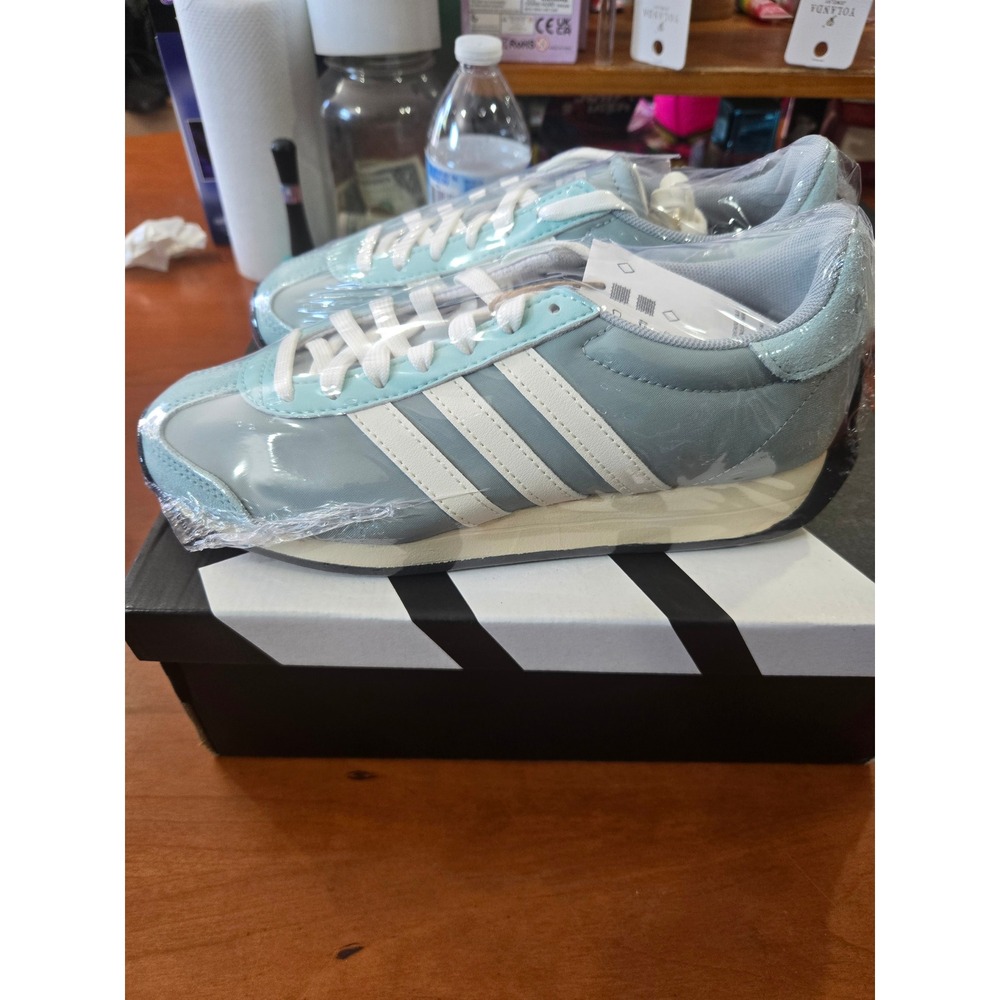 Adidas Runvista Womens Sneakers Light Blue White HQ2334 Size 5.5